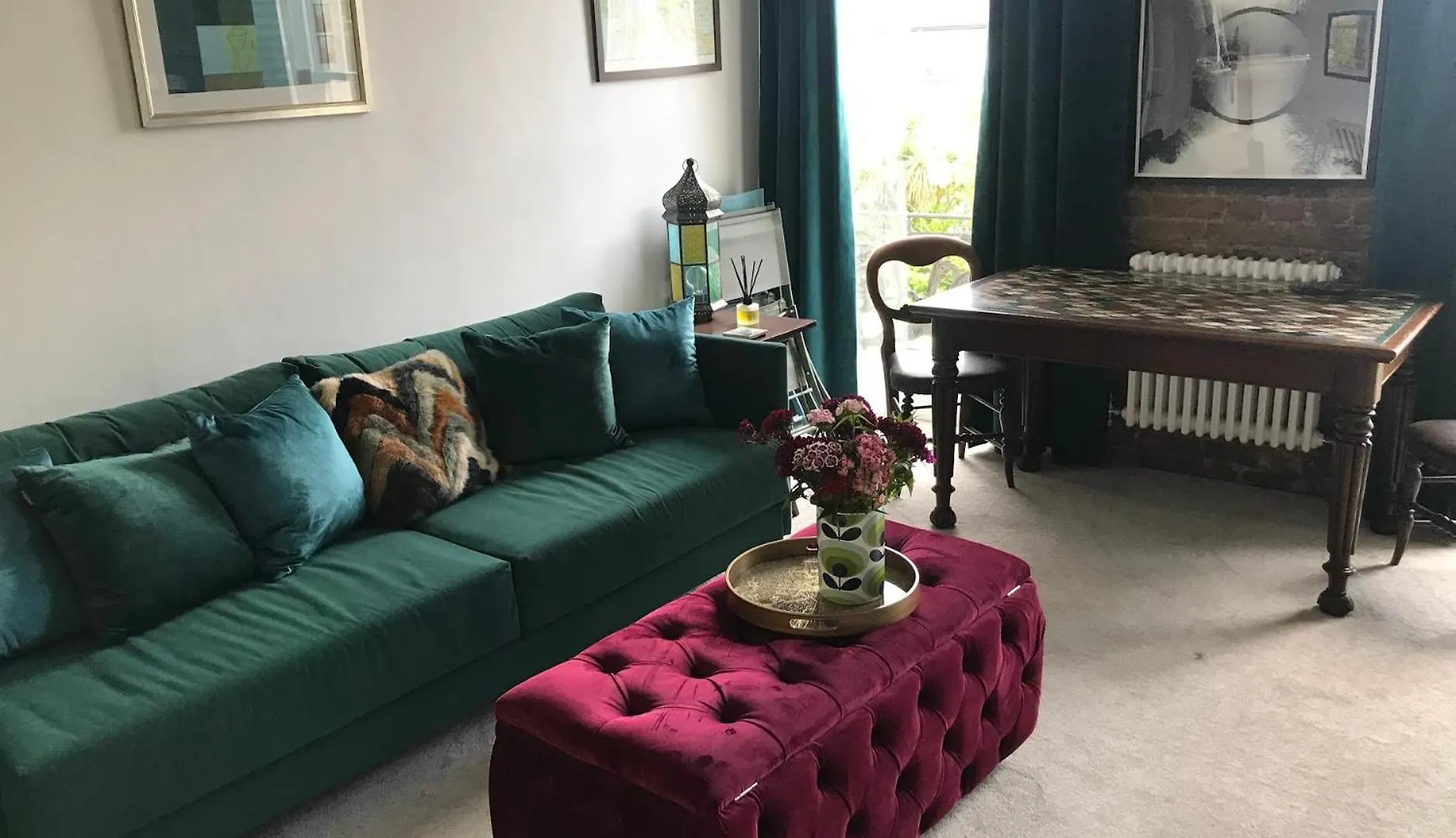 Stylish Apartment In برايتون