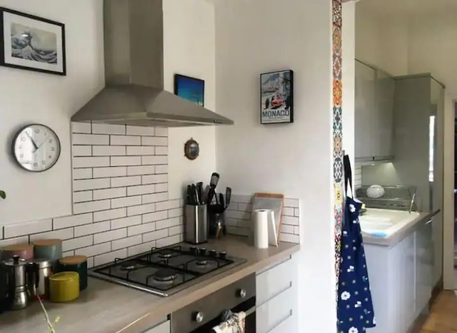 Stylish Apartment In برايتون